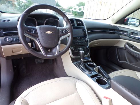 Used 2014 Chevrolet Malibu LTZ image 8