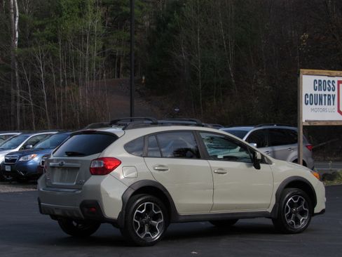 Used 2013 Subaru XV Crosstrek 2.0i Limited image 13