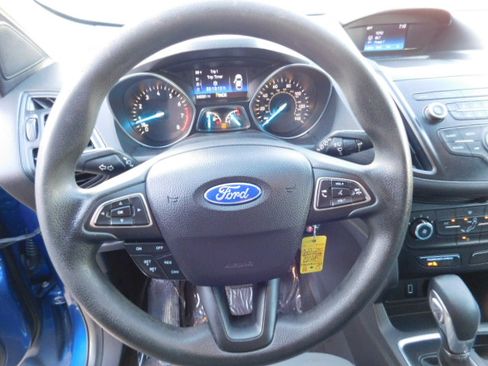 Used 2019 Ford Escape S image 14
