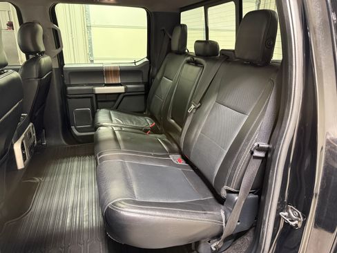 Used 2017 Ford F150 4x4 SuperCrew Lariat w/ FX4 image 29