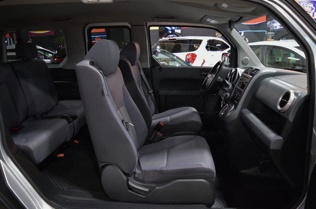 Used 2008 Honda Element LX image 25