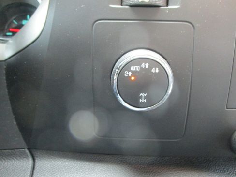Used 2011 Chevrolet Silverado 1500 LT Z71 AWD/4WD image 44