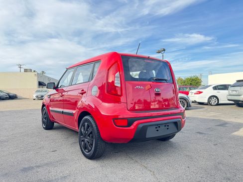 Used 2013 Kia Soul image 4