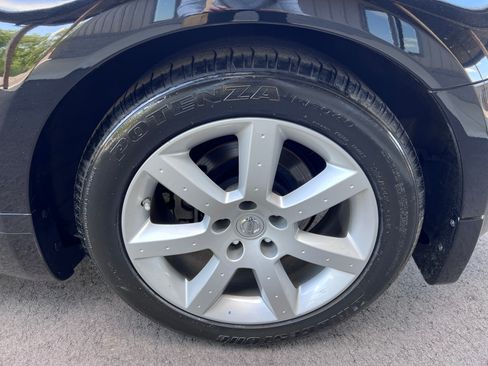 Used 2005 Nissan 350Z RWD image 12