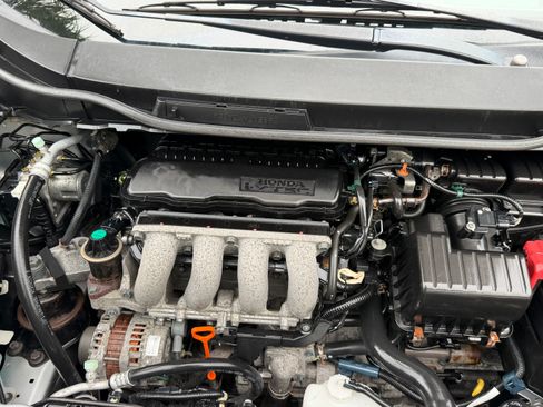 Used 2013 Honda Fit Sport image 37