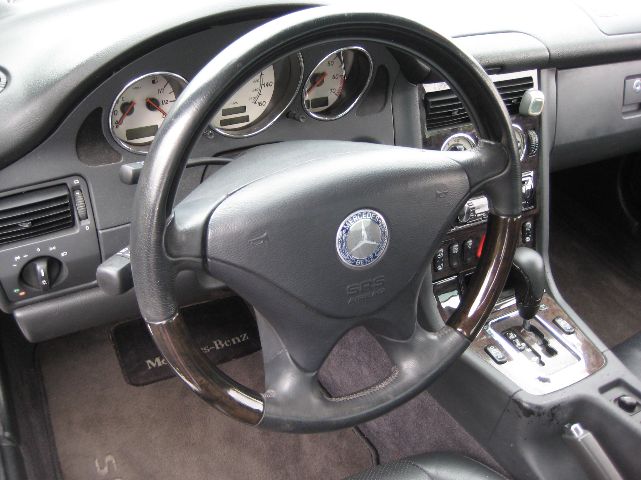 Used 2001 Mercedes-Benz SLK 320 UNAVAIL image 34