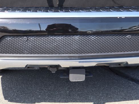 Used 2015 Mercedes-Benz GL 550 image 14