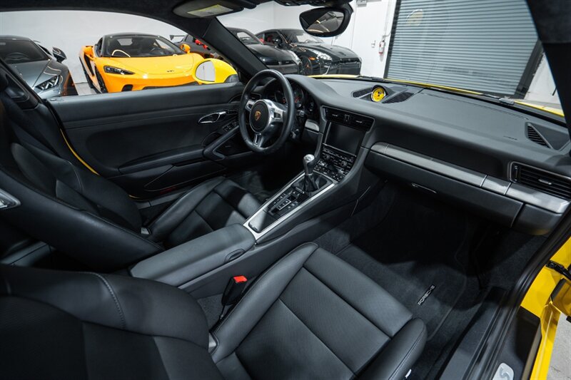 Used 2016 Porsche 911 Carrera S RWD image 29