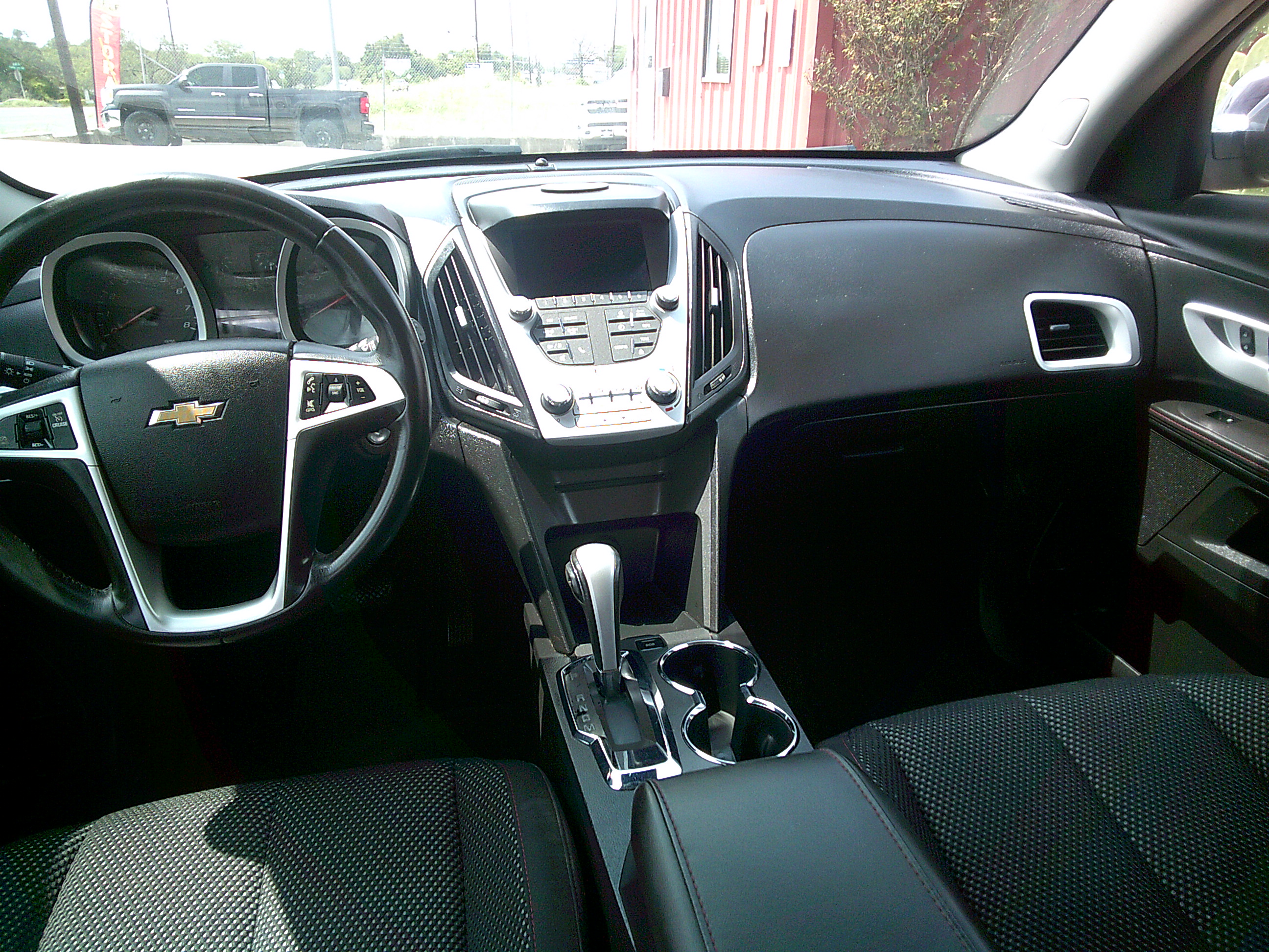 Used 2015 Chevrolet Equinox LT FWD image 15