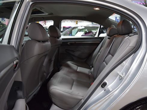 Used 2010 Honda Civic EX-L image 19