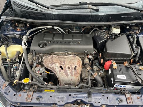Used 2010 Toyota Matrix S AWD image 11