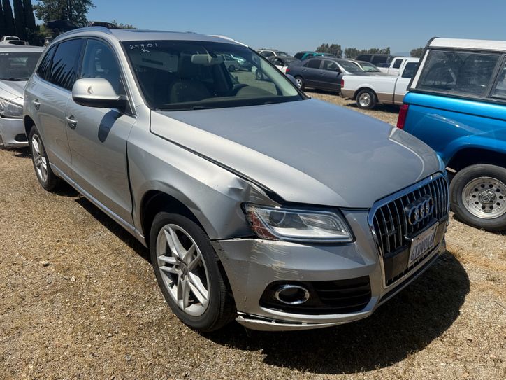 Used 2013 Audi Q5 2.0T Premium Plus AWD/4WD image 2