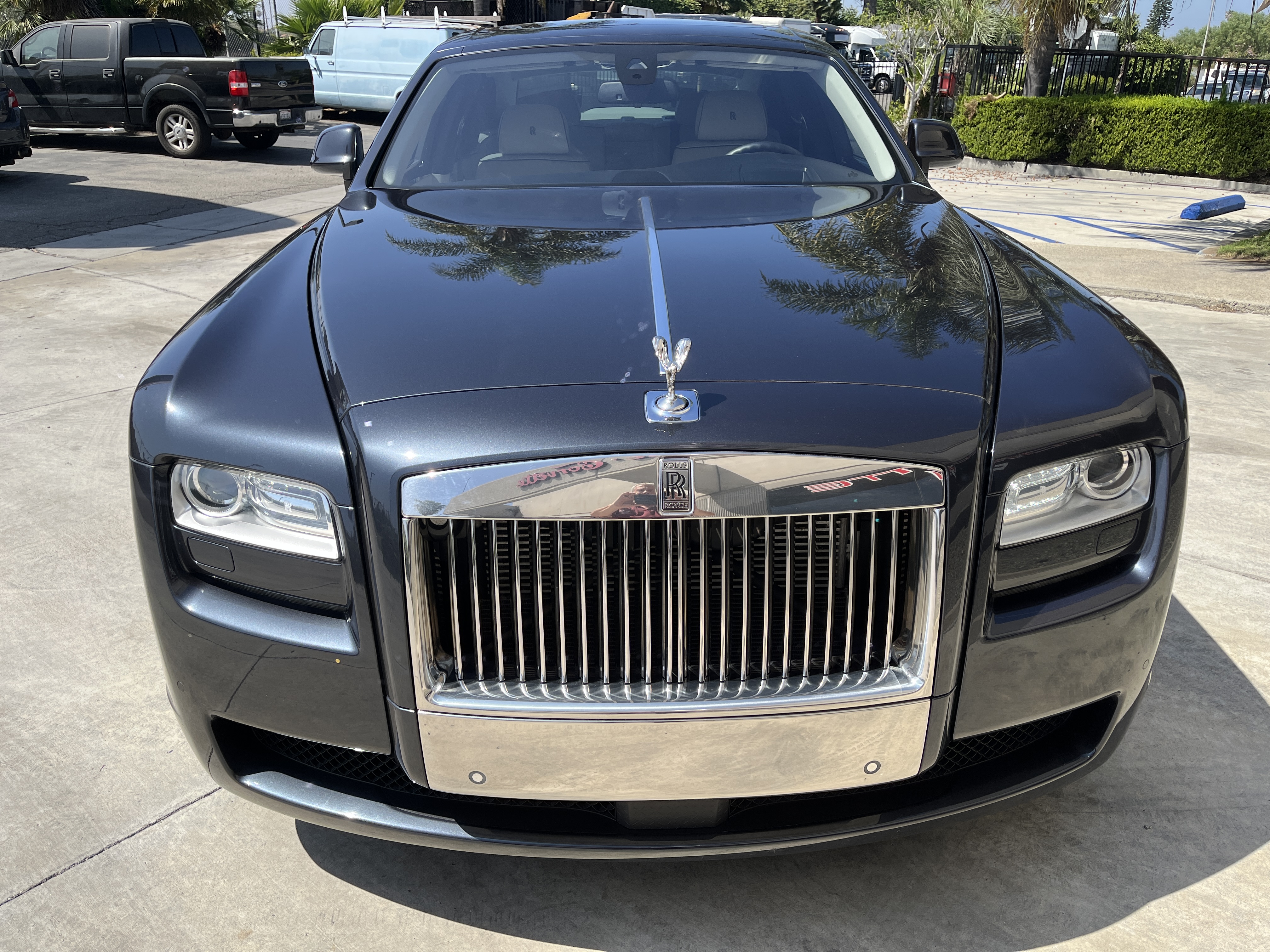Used 2014 Rolls-Royce Ghost RWD image 13