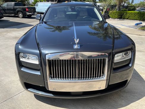 Used 2014 Rolls-Royce Ghost image 13