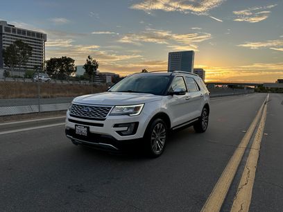 Used 2017 Ford Explorer Platinum