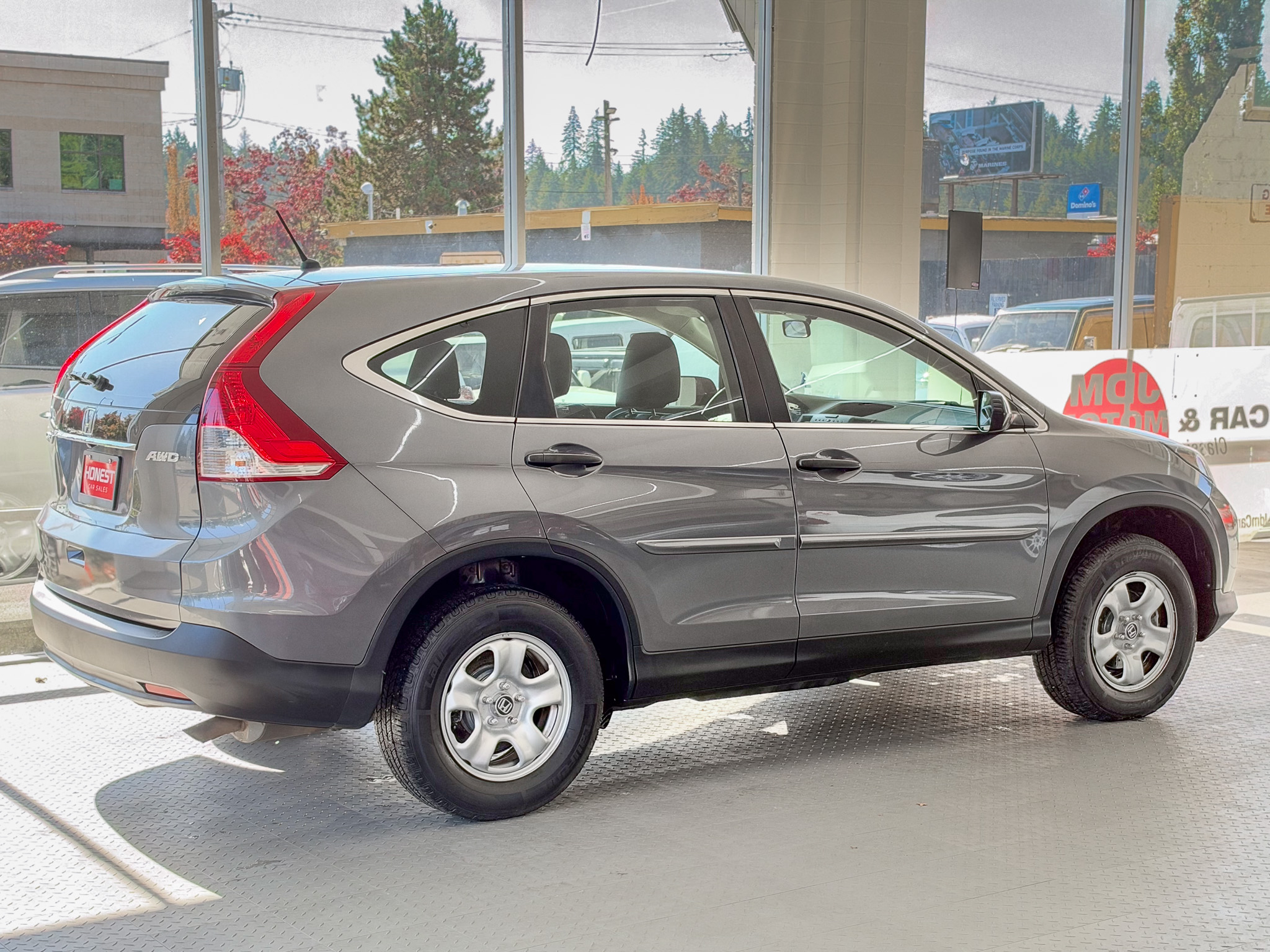 Used 2014 Honda CR-V AWD LX image 4