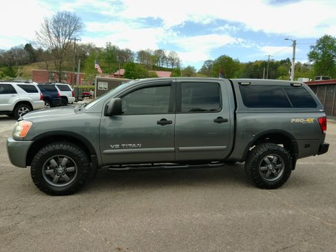 Used 2013 Nissan Titan PRO-4X image 2