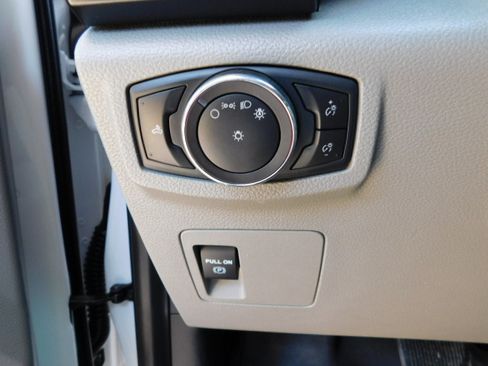 Used 2018 Ford F150 4x4 SuperCrew image 8