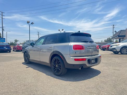 Used 2016 MINI Cooper Clubman FWD image 5