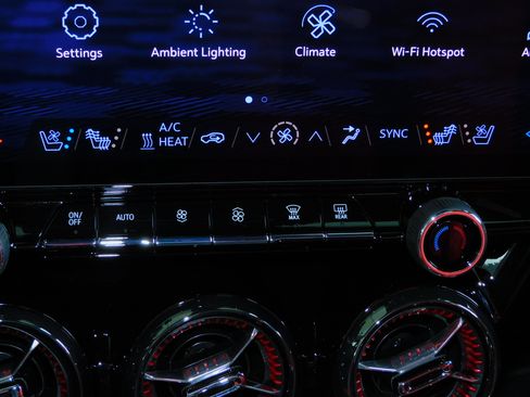 Used 2024 Chevrolet Blazer EV RS image 30