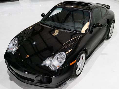 Used 2001 Porsche 911 Turbo Coupe AWD/4WD image 21
