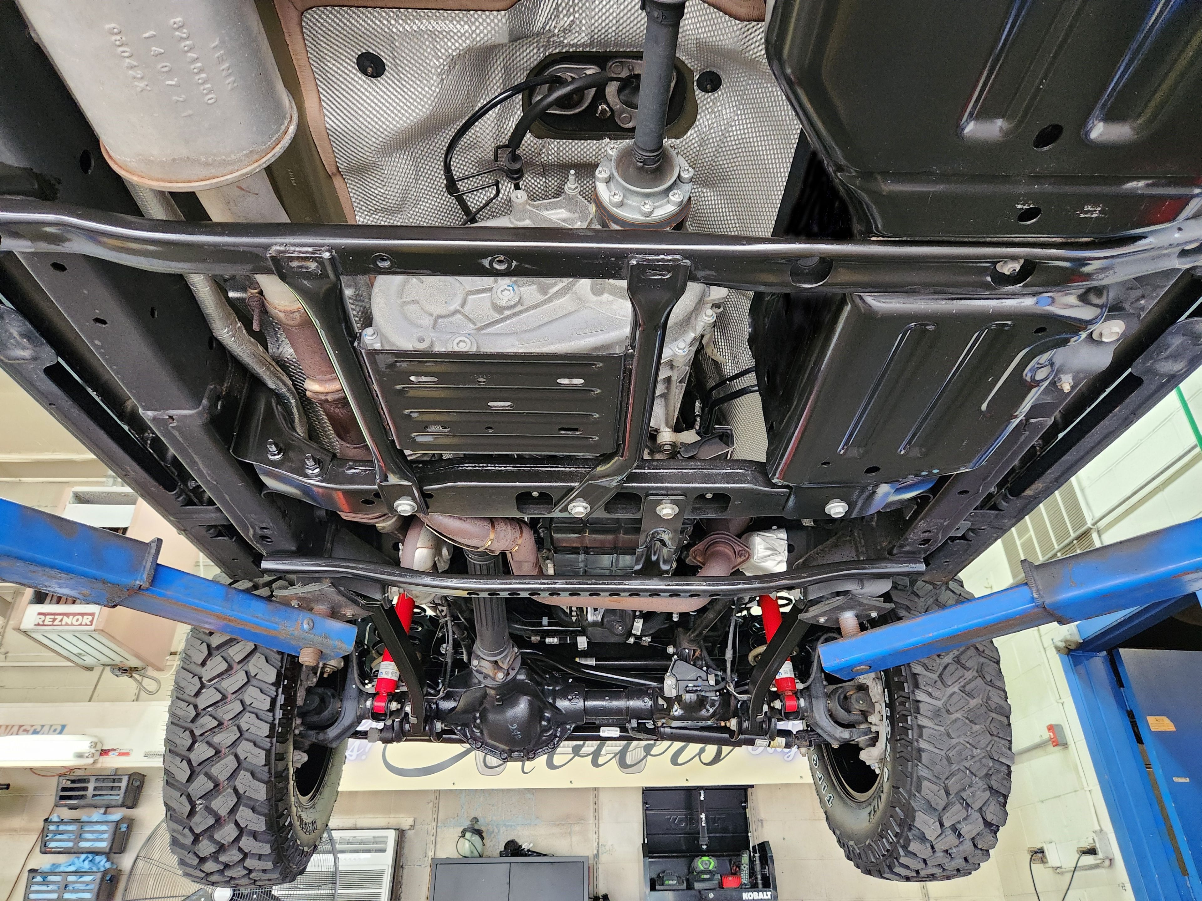 Used 2021 Jeep Gladiator Sport AWD/4WD image 15