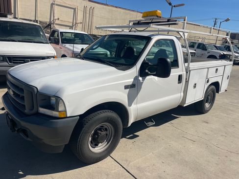 Used 2003 Ford F350 image 1