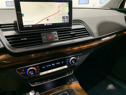 Used 2018 Audi Q5 2.0T Premium image 27