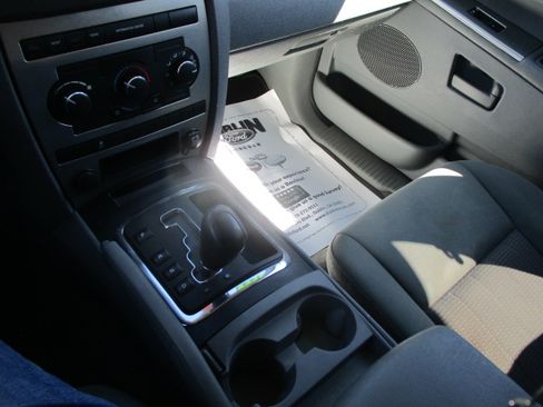 Used 2007 Jeep Grand Cherokee Laredo image 42
