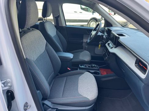 Used 2024 Ford Maverick XLT image 18