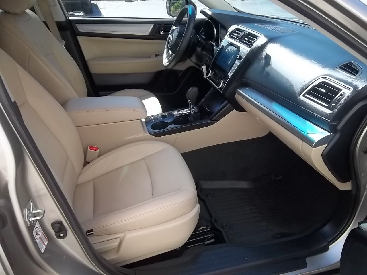 Used 2018 Subaru Outback 2.5i Premium AWD/4WD image 26