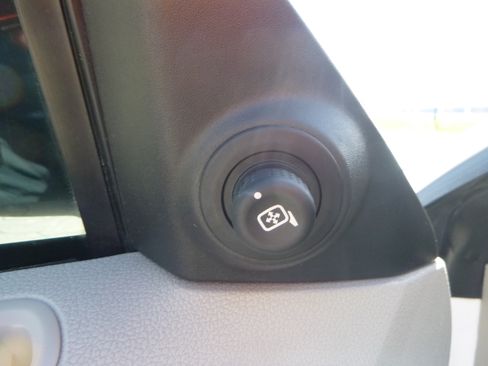 Used 2010 Ford Mustang Premium image 16