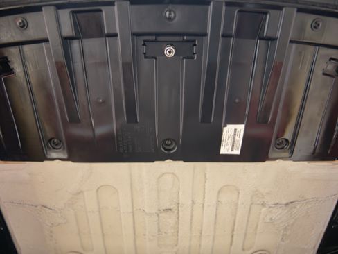 Used 2018 Porsche 911 GT2 RS image 92