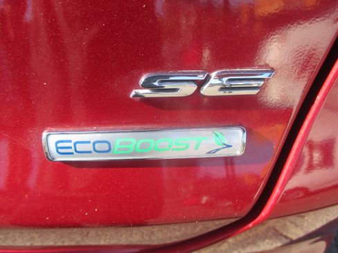 Used 2016 Ford Fusion SE Sedan 4D FWD image 12