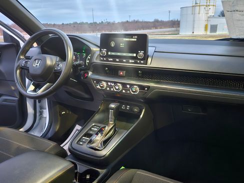 Used 2023 Honda CR-V Sport image 17