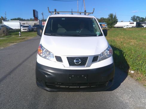 Used 2018 Nissan NV200 SV image 11