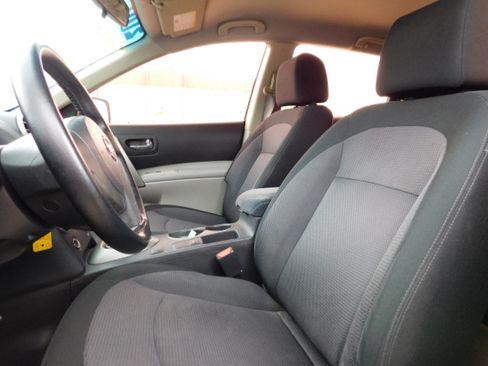 Used 2015 Nissan Rogue Select S image 12