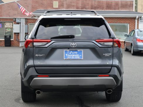 Used 2022 Toyota RAV4 Limited image 6