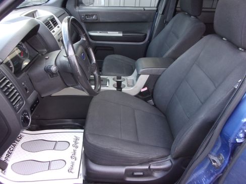 Used 2009 Ford Escape XLT image 8