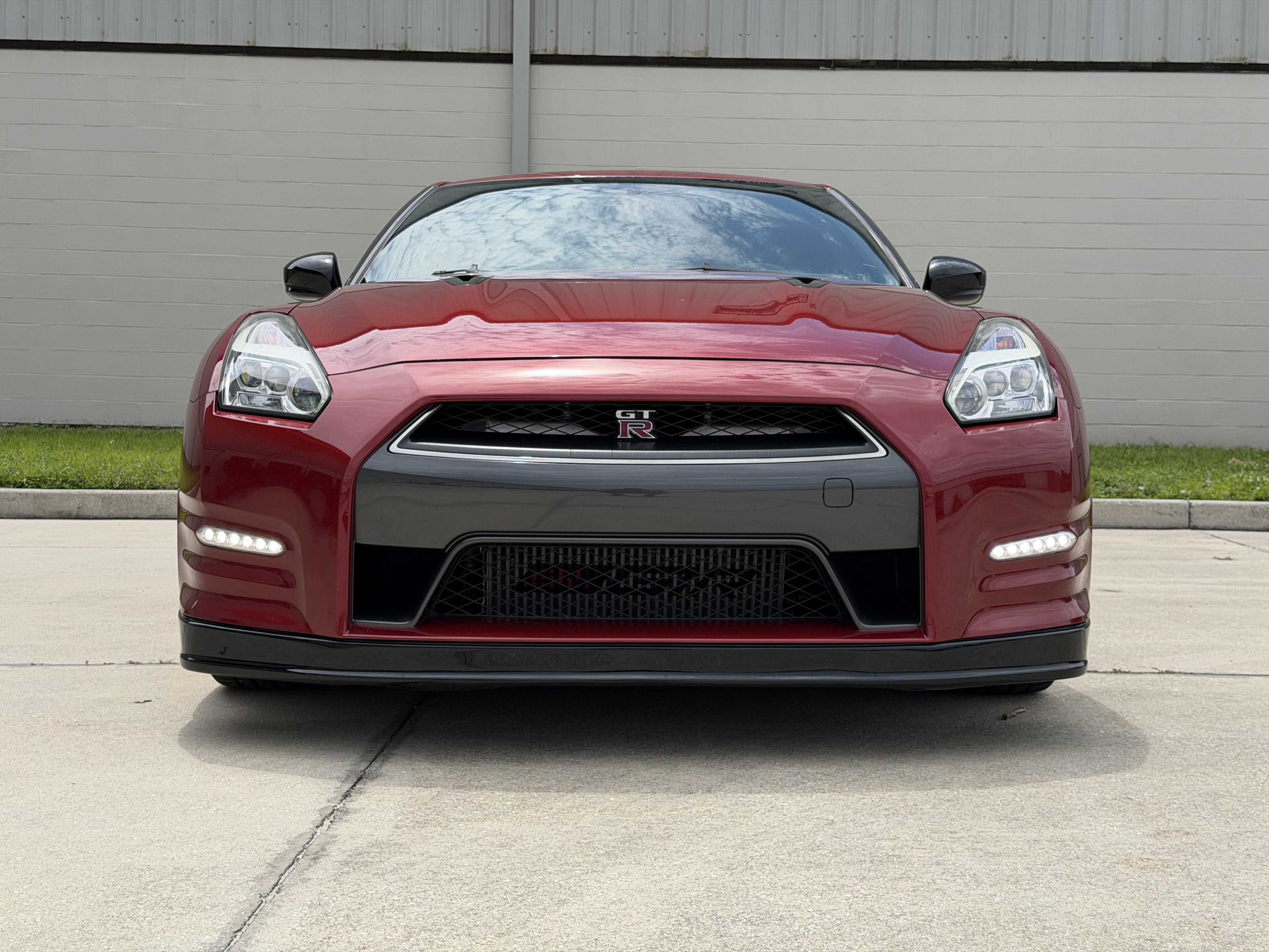 Used 2015 Nissan GT-R Premium AWD/4WD image 23