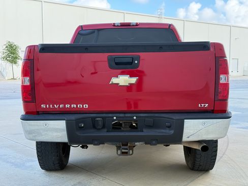 Used 2007 Chevrolet Silverado 1500 LTZ image 35