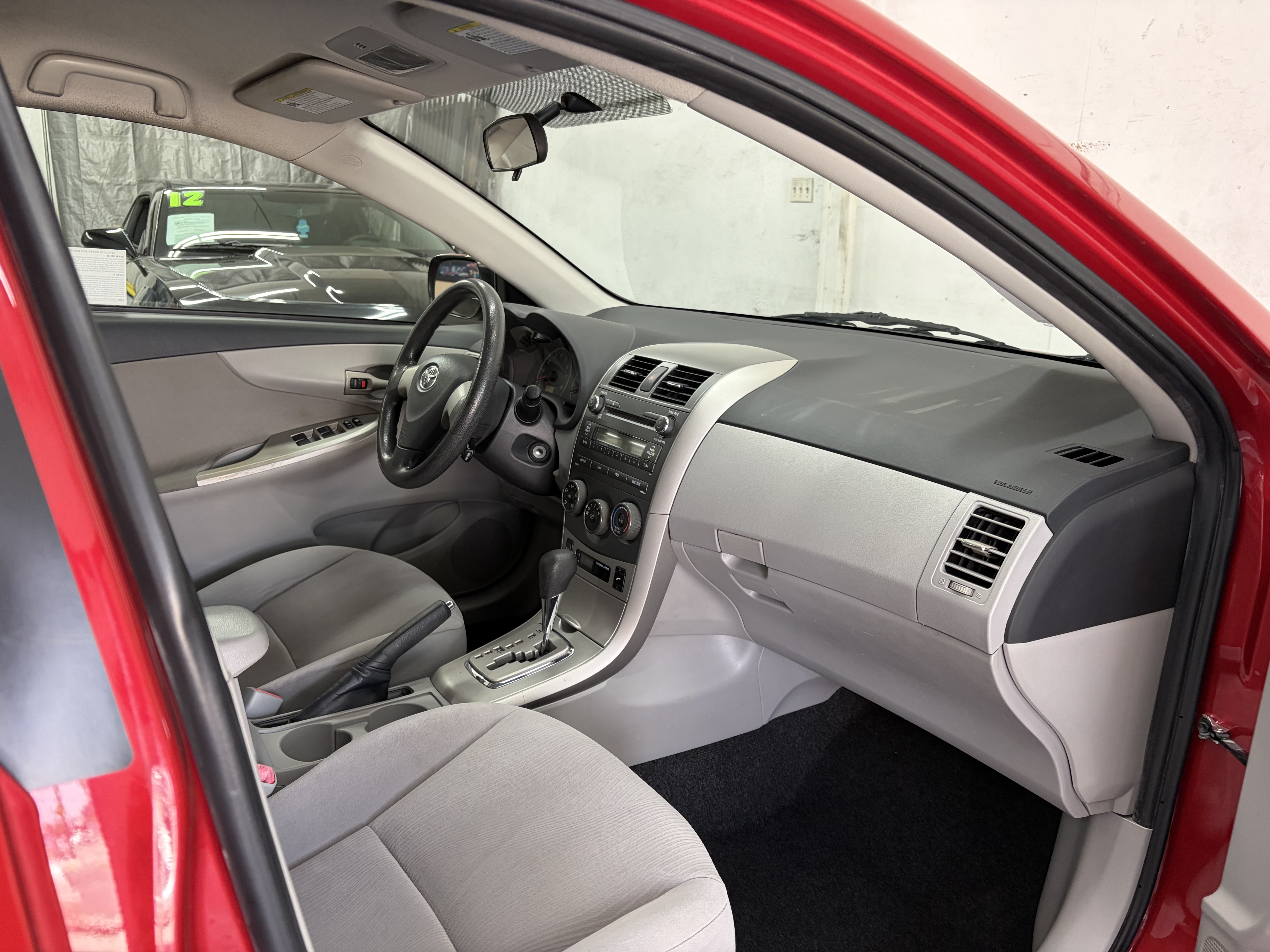 Used 2011 Toyota Corolla LE FWD image 19