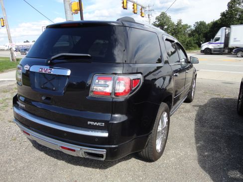 Used 2013 GMC Acadia AWD Denali image 5