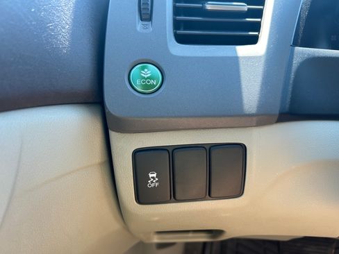 Used 2012 Honda Civic Natural Gas image 16