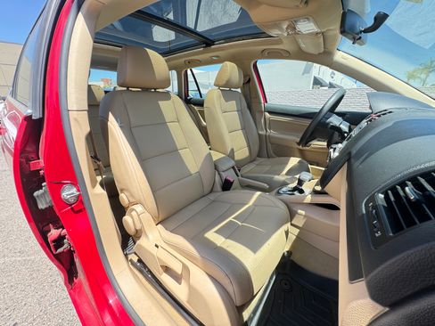 Used 2009 Volkswagen Jetta SE SportWagen FWD image 17