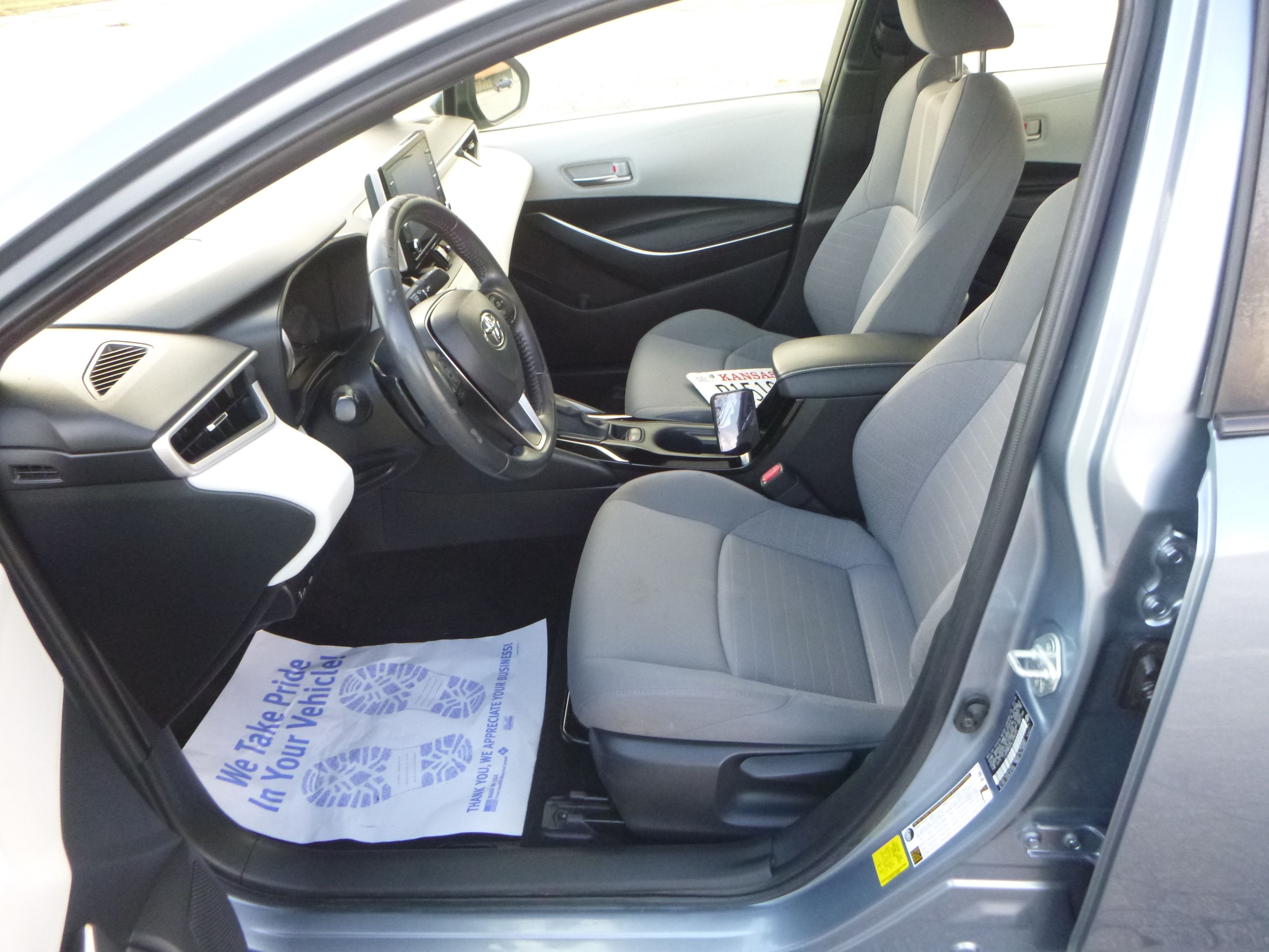 Used 2020 Toyota Corolla SE Sedan w/ Premium Package FWD image 17