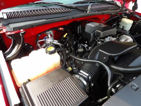 Used 2000 Chevrolet Silverado 1500 LS image 13