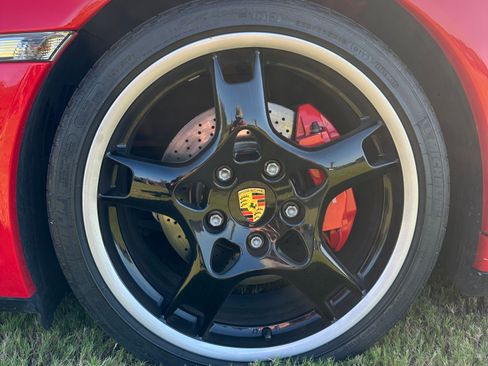 Used 2006 Porsche 911 Carrera 4S image 22