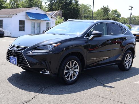 Used 2020 Lexus NX 300h image 4