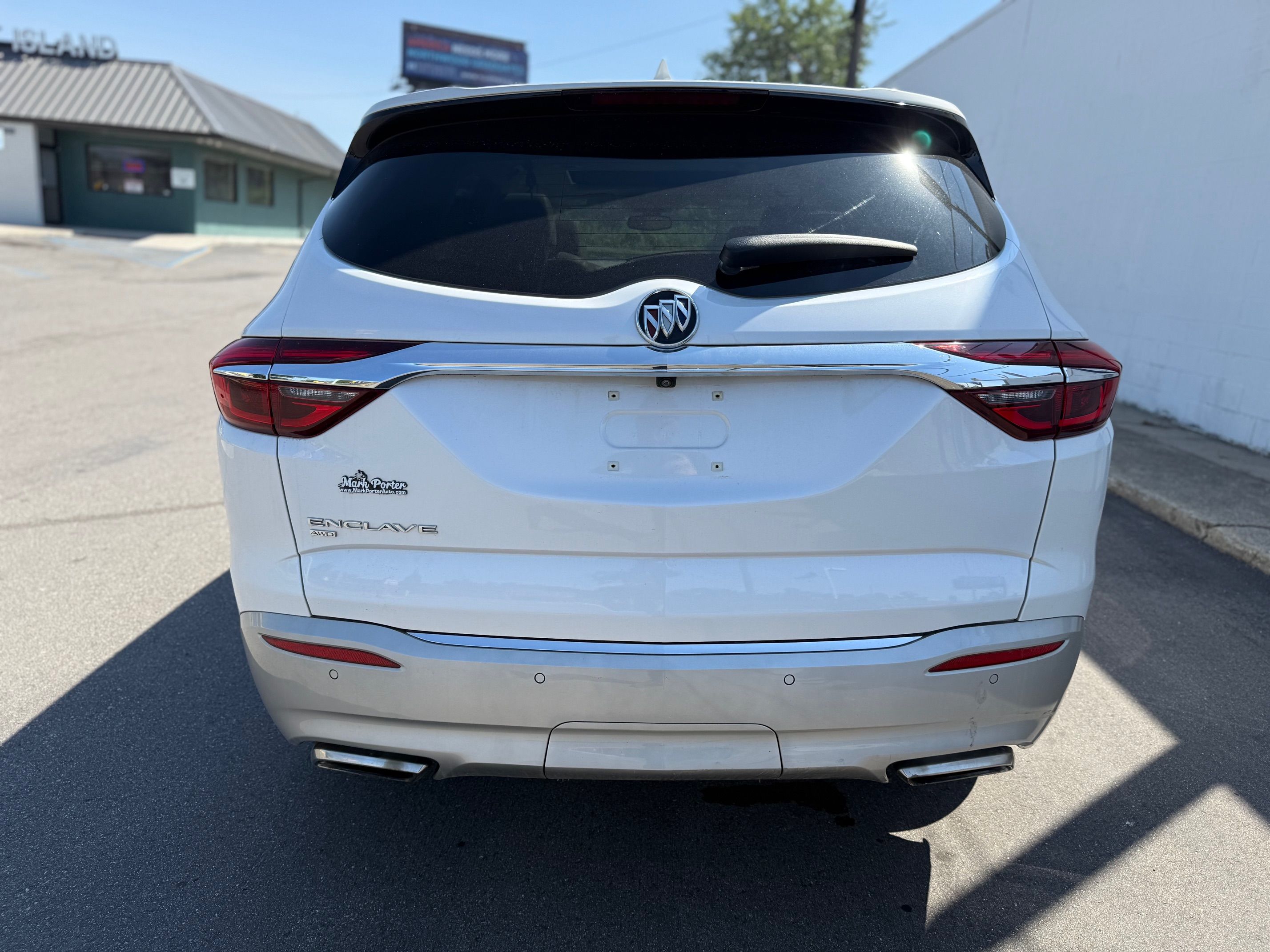 Used 2020 Buick Enclave AWD Essence image 5